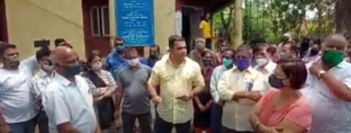 Porvorim, Saligao locals along with MLAs protest shortage of water supply