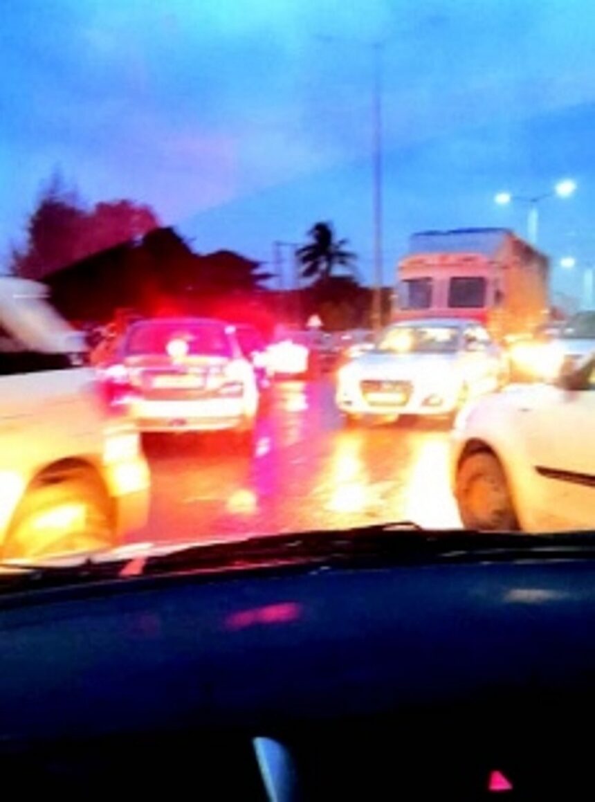 Post traffic police at Karaswaddo junction during peak hours