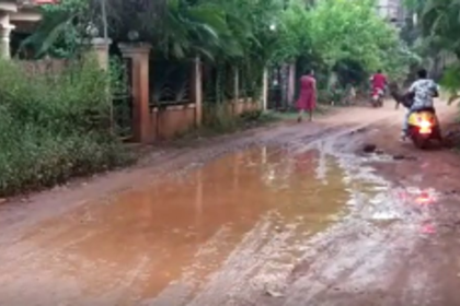 Pothole ridden Ashvem-Mandrem road a nightmare for commuters.