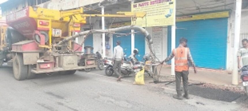 Potholes filled up on emergency basis in Panjim