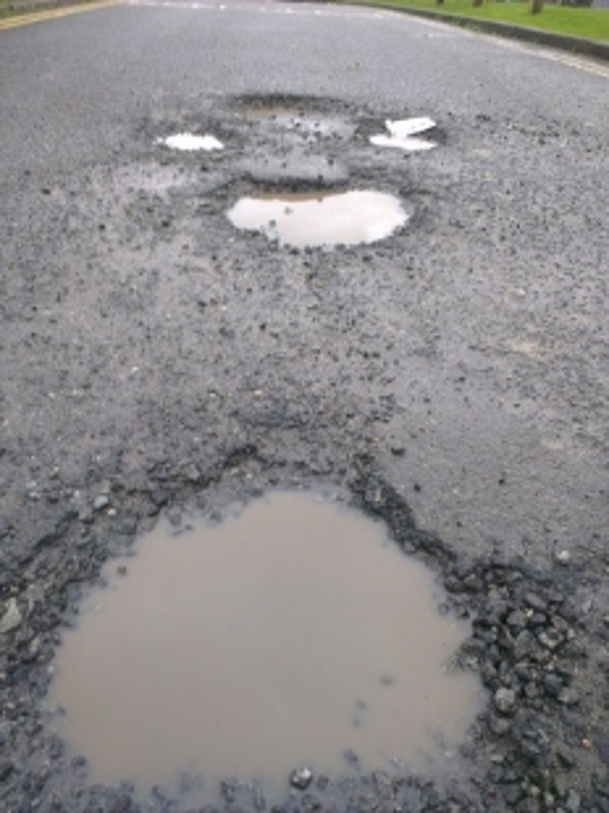 Potholes-ridden Margao  roads are being repaired