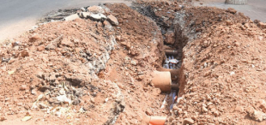 Power Dept asks NH contractor to  stop underground cabling work