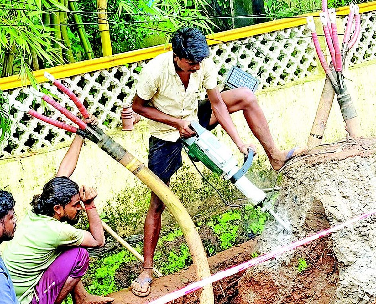 Power dept should penalise erring contractors