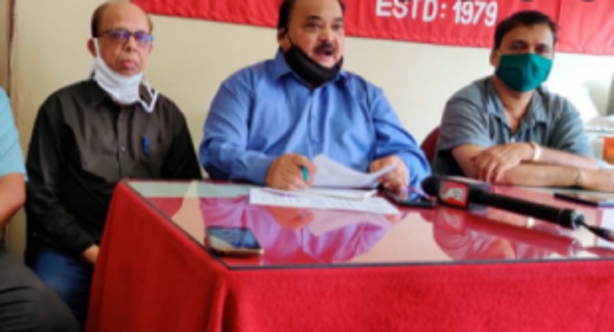 Power minister, govt playing political gimmick on jobs: EEU