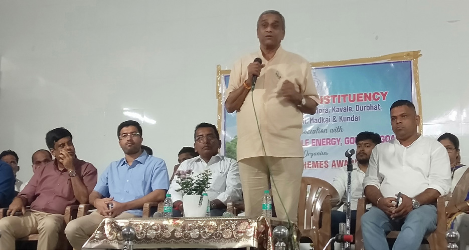 Power minister urges people to
reap benefits of solar energy