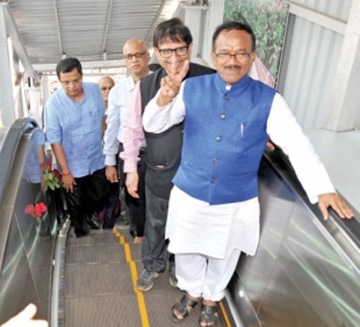 Prabhu flags off Rajdhani Express