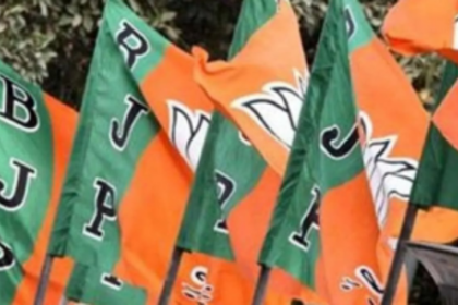 Prabhudesai opting out, Naik’s open support to Kamat, leave BJP at a tight spot