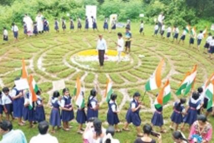 Praised by PM Modi, Ponda artist now carves  land art to celebrate Azadi Ka Amrit Mahotsav