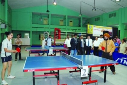 Prajakta on verge of clinching title