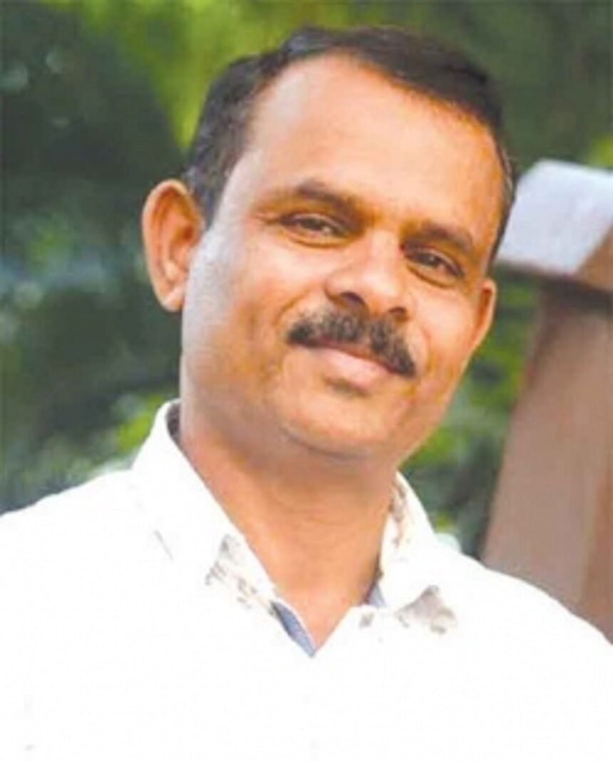 Prakash Parienkar bags Sahitya Akademi Award 1 Prakash Parienkar bags Sahitya Akademi Award