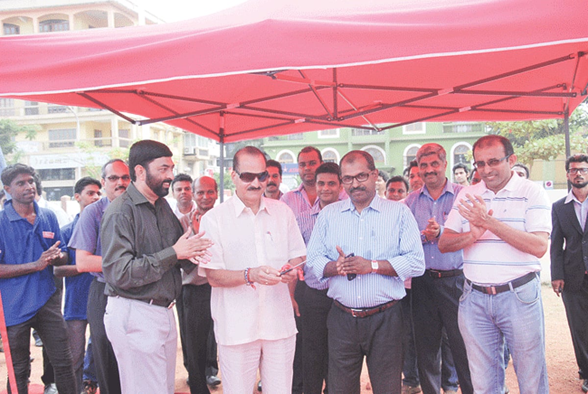 Prashant Joshi, president of Goa Automobile Dealers Association, inaugurates the third edition of the Herald Auto Expo at Campal Parade ground.