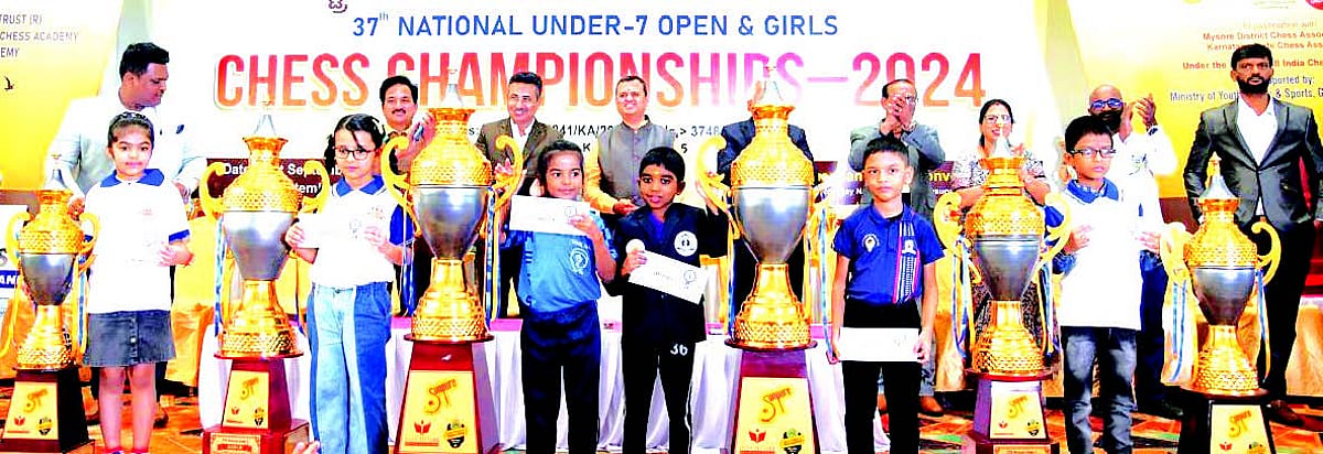 Prayank wins silver medal at U-7
National Chess Championship