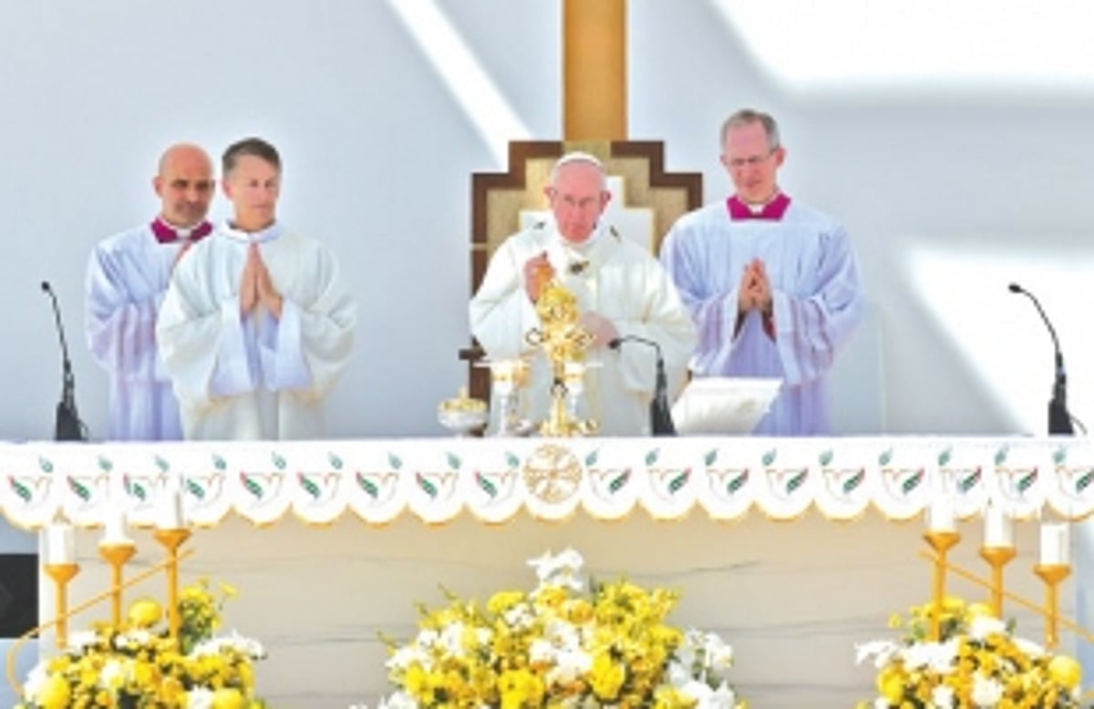 Prayer in Konkani uplifts Goan spirits at Papal mass