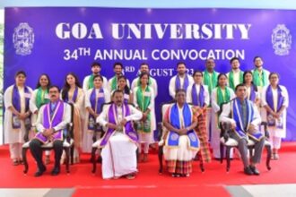 President Murmu commends Goa University's convocation, Emphasizes potential for educational excellence