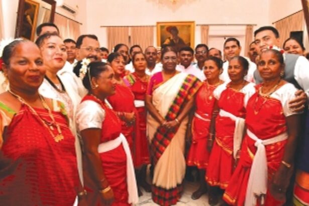 Prez laments low participation of women in public life in Goa