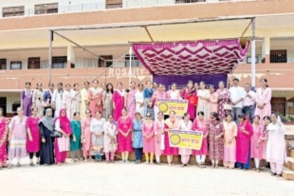 Primary teachers highlight grievances at Bharat Yatra