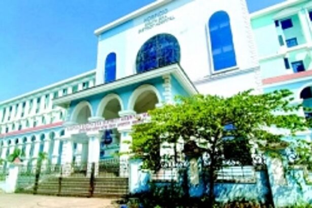 Procuring equipment, hiring specialists for South Goa  District Hospital within 2-3 months, assures Vishwajit