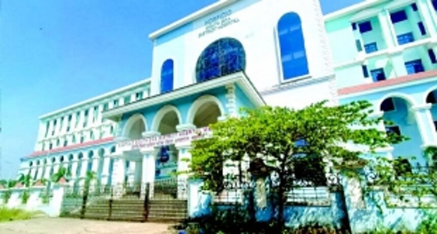 Procuring equipment, hiring specialists for South Goa  District Hospital within 2-3 months, assures Vishwajit