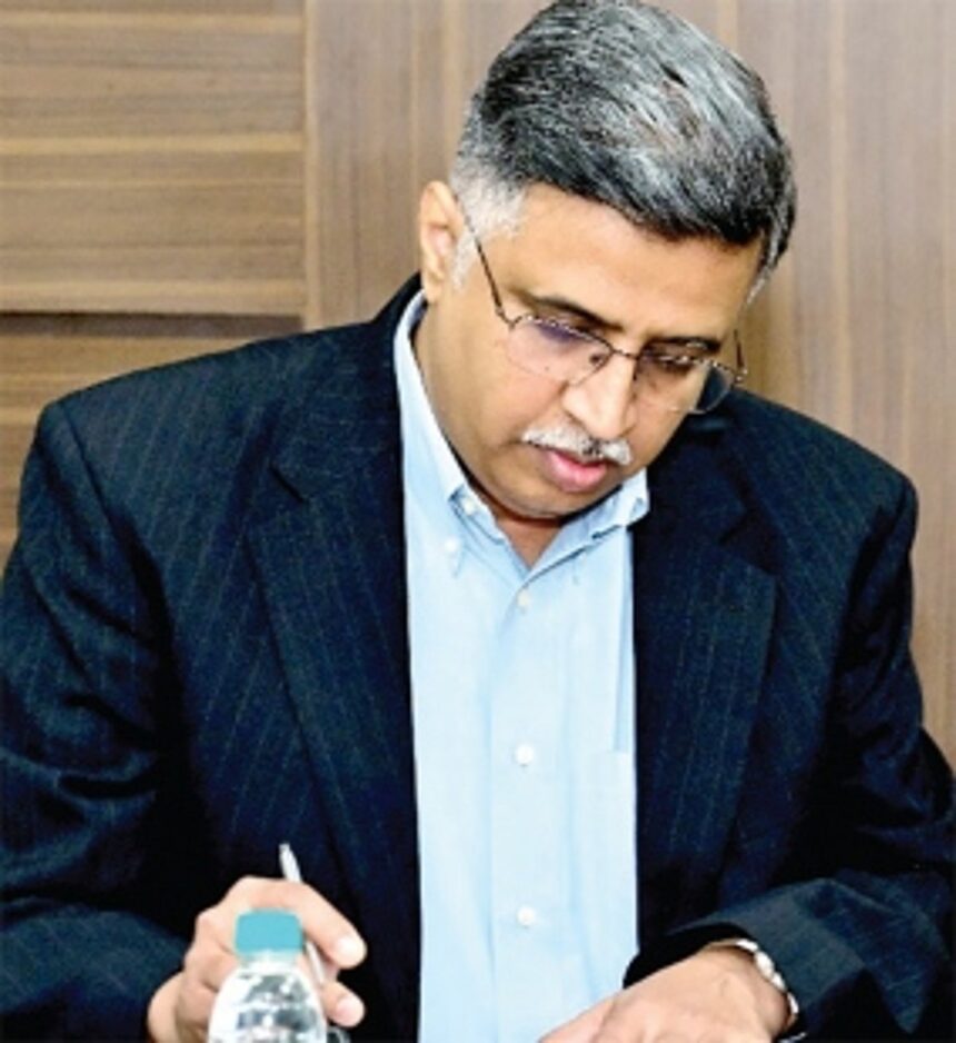 Prof Dhirendra assumes directorship of IIT Goa 1 Prof Dhirendra assumes directorship of IIT Goa