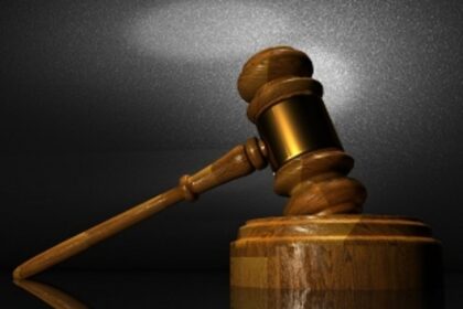 Prosecute illegal sand extractors: High Court