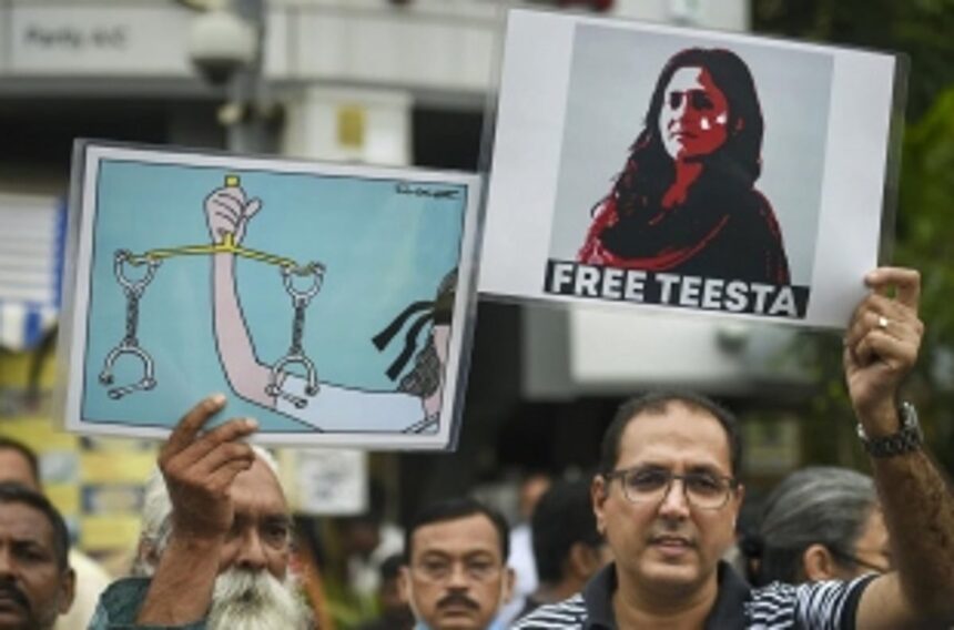 Protest for Teesta denied permission 1 Protest for Teesta denied permission