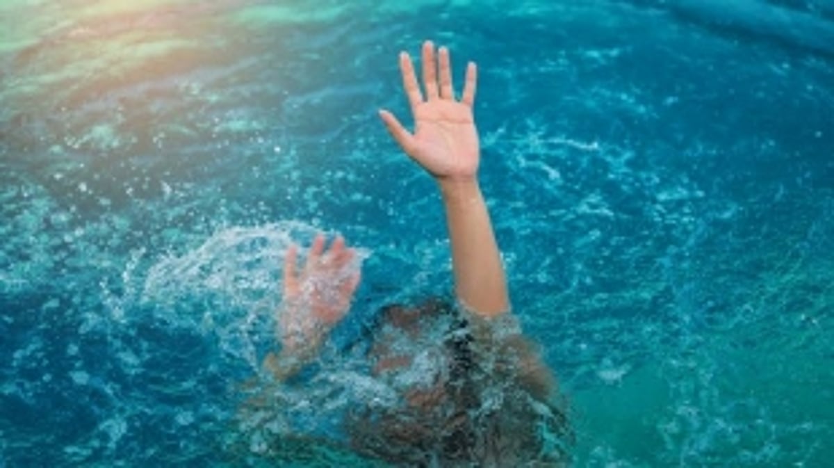 Protest swim goes horribly wrong   as 1 drowns