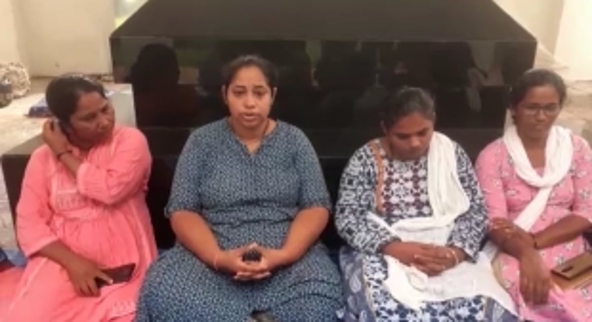 Protesting Anganwadi workers approach CM Sawant