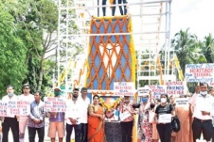 Protestors hold dharna against PDA’s  ‘anti-people plan’ at Old Goa