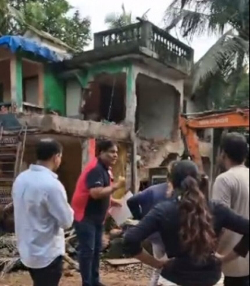 Public outcry compels govt to display empathy, asks PWD to rebuild Agarwadekar’s home