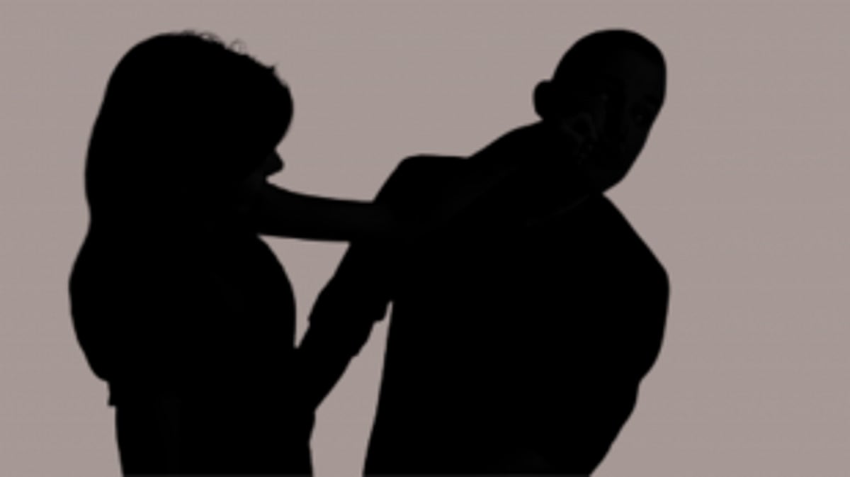 Pune Man's Life Cut Short in Birthday Dispute as Wife's Punch Takes Fatal Toll