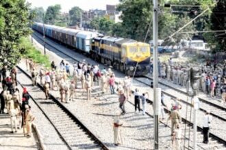 Punjab police commando, photojournalist injured as protesters clash with cops