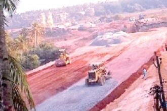 P’yat members apprise PWD Minister of dangers of bypass on embankments