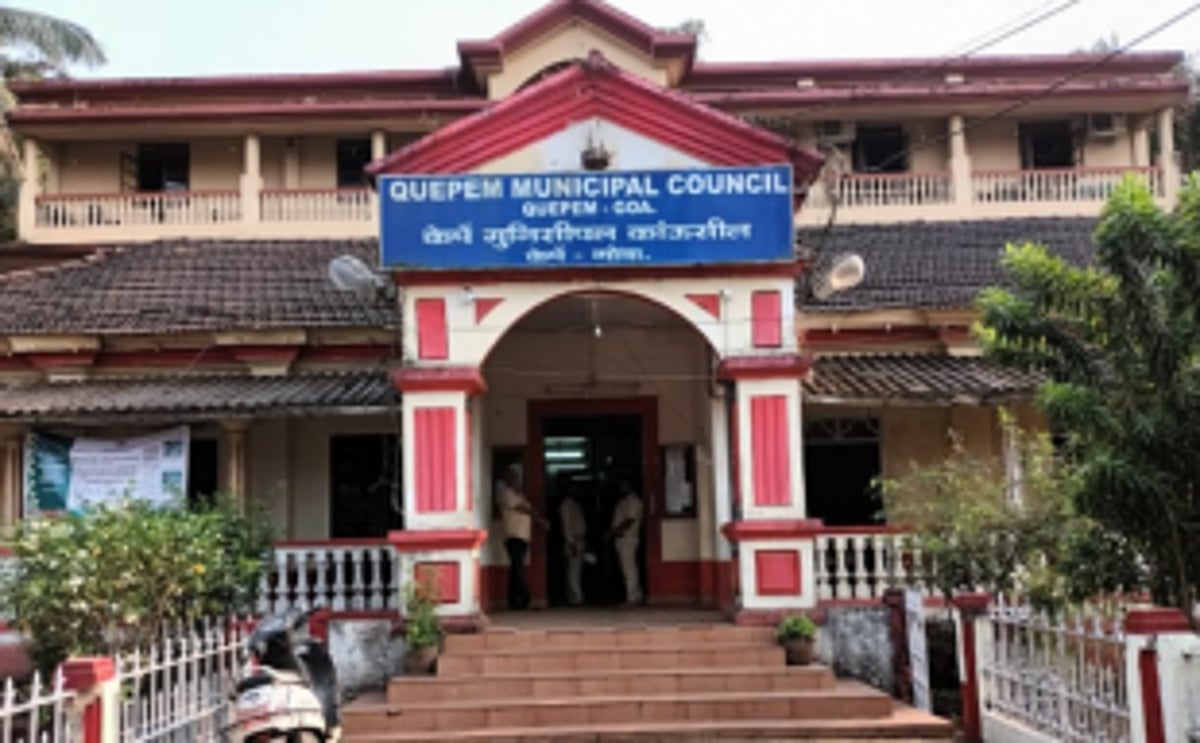 Quepem Municipal workers  not paid wages for 3 months