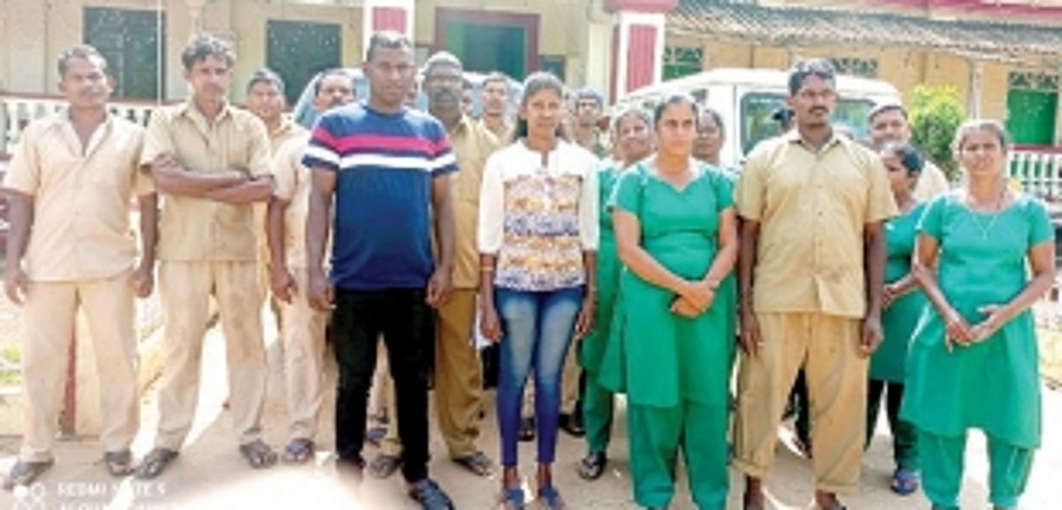 Quepem civic body daily wage workers demand permanent employment