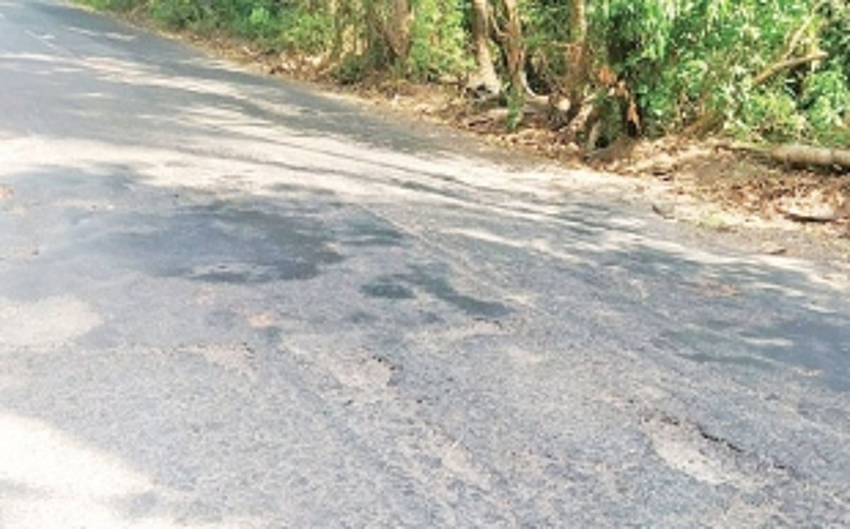 Quepem residents upset over poor condition of Tilamol-Karally road