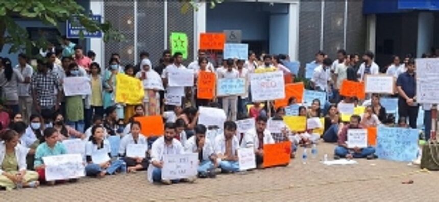 RAPE OF W.BENGAL DOCTOR: GMC doctors stage protest demanding stringent laws for doctor’s safety 1 RAPE OF W.BENGAL DOCTOR: GMC doctors stage protest demanding stringent laws for doctor’s safety