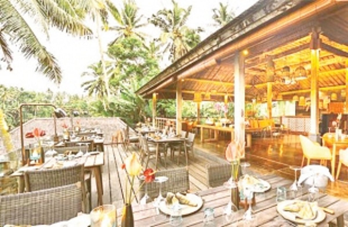 RTI activist now says restaurant  linked to Smriti Irani, ‘illegal’