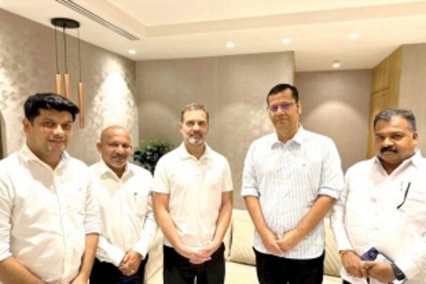 Rahul discusses party matters with State leaders during his overnight visit to Goa