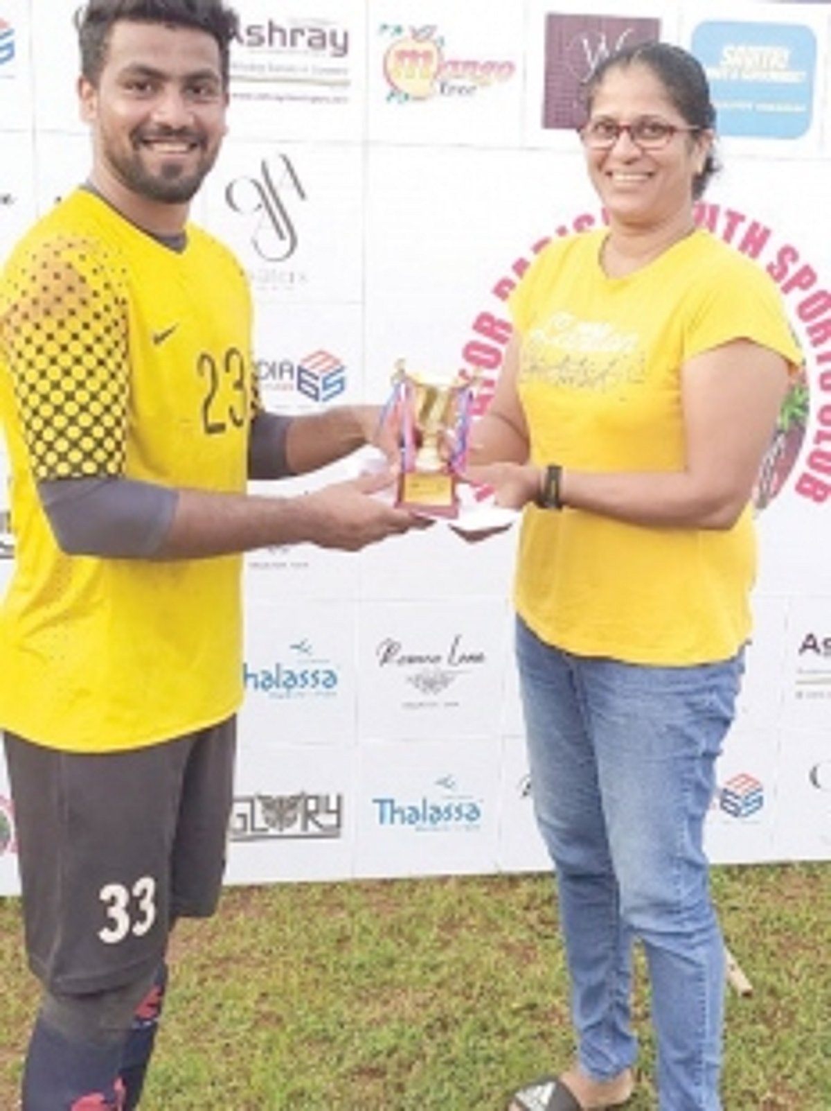 Raia Sporting Club in semis