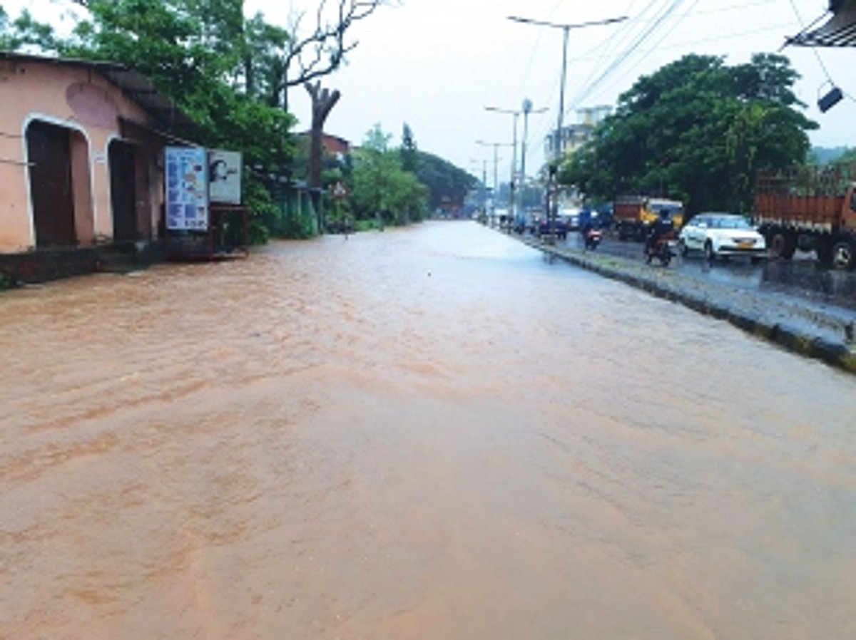 Raia VP takes on task of desilting drains to prevent floods at Arlem