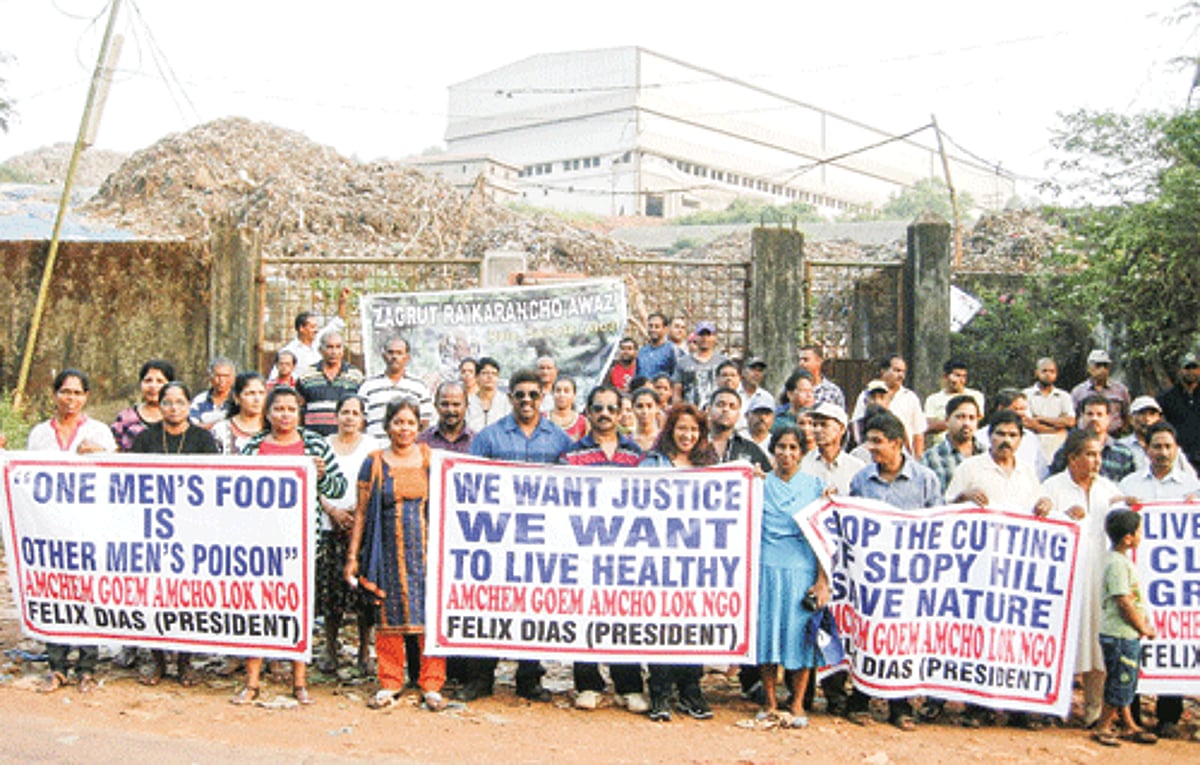 Raia and Curtorim villagers assemble outside the Sonsodo site on Saturday.