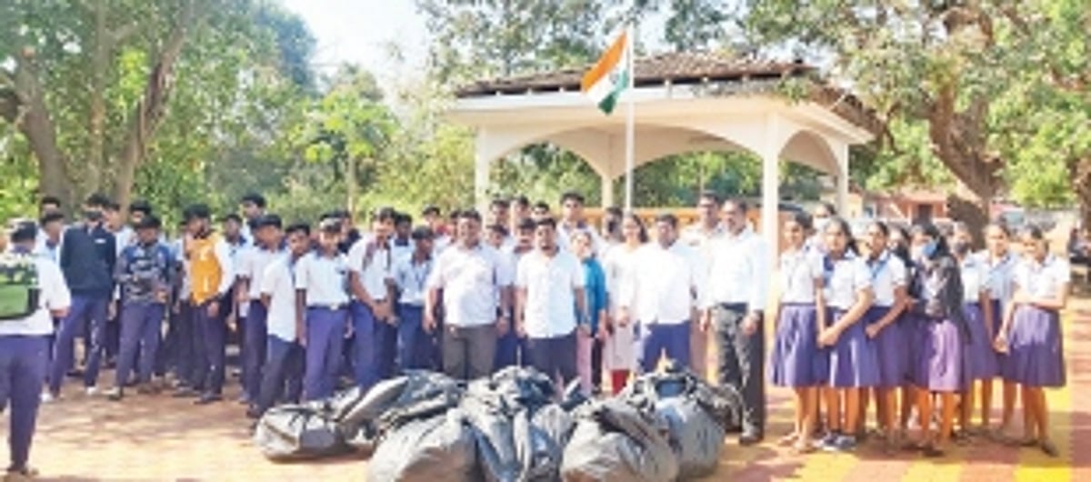 Raia panchayat pledges to keep village clean