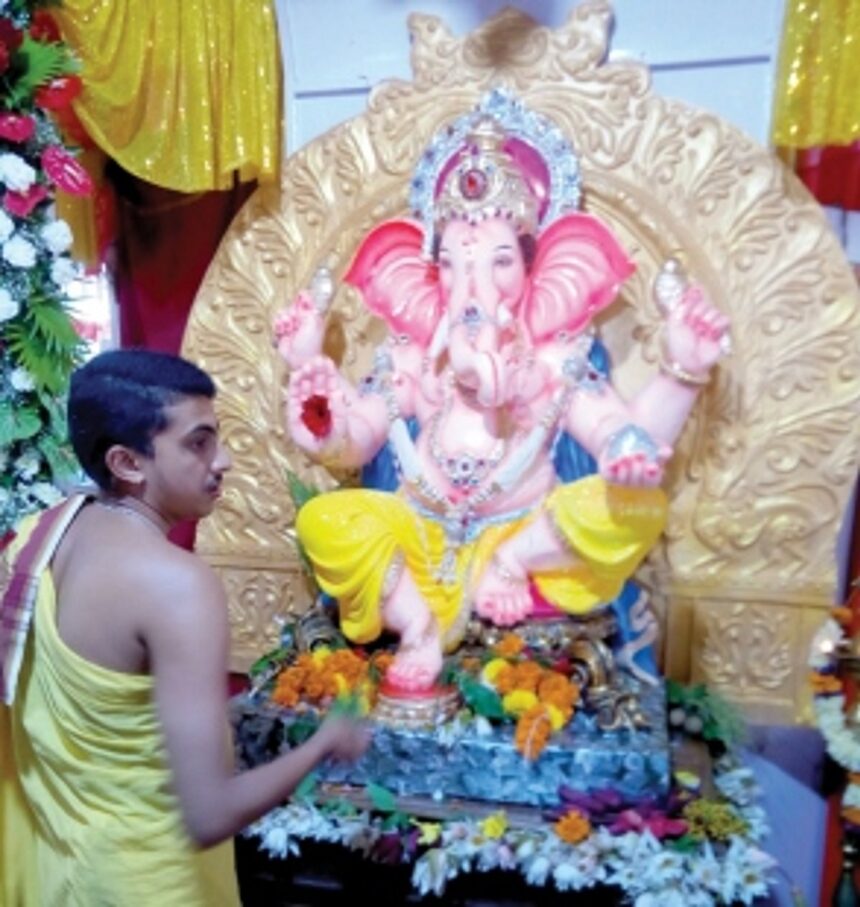 Rains fail to dampen Chaturthi celebrations