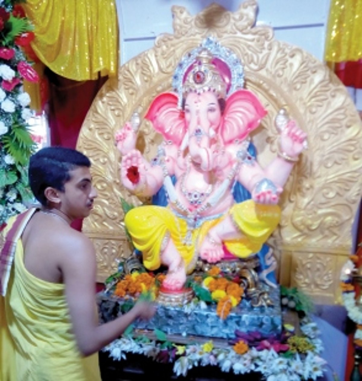 Rains fail to dampen Chaturthi celebrations