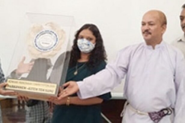 Raisa and Ashley joint winners of ‘Parkonnem–Kitem Tem Sang’ heritage competition