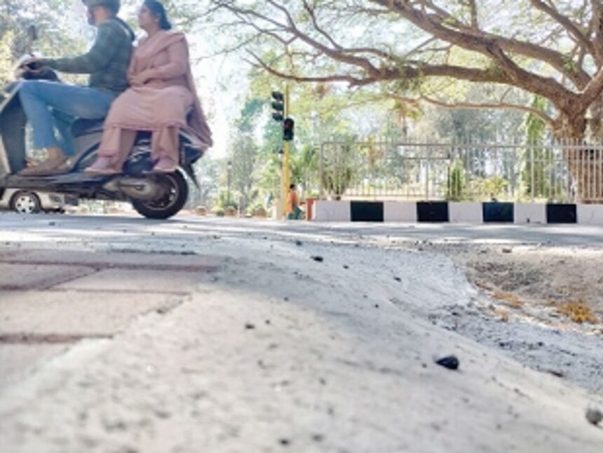 Raised ‘crosswalks’ on Dayanand Bandodkar road offers a bumpy ride to motorists 1 Raised ‘crosswalks’ on Dayanand Bandodkar road offers a bumpy ride to motorists