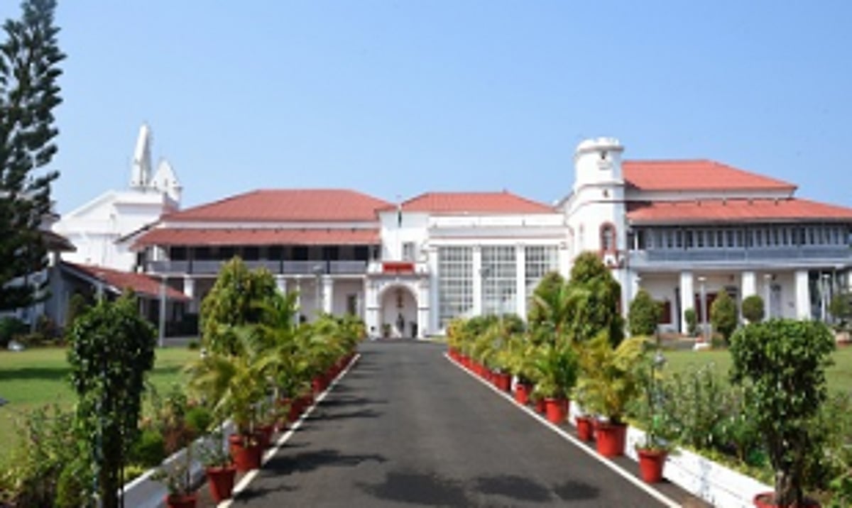 Raj Bhavan missing files:   Plea hearing on Dec 2