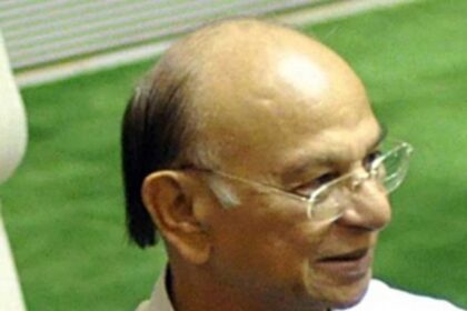 Rane openly bats for Mopa