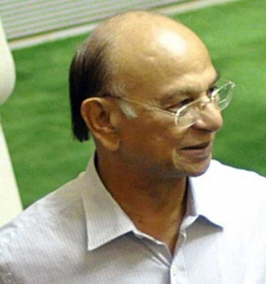 Rane openly bats for Mopa