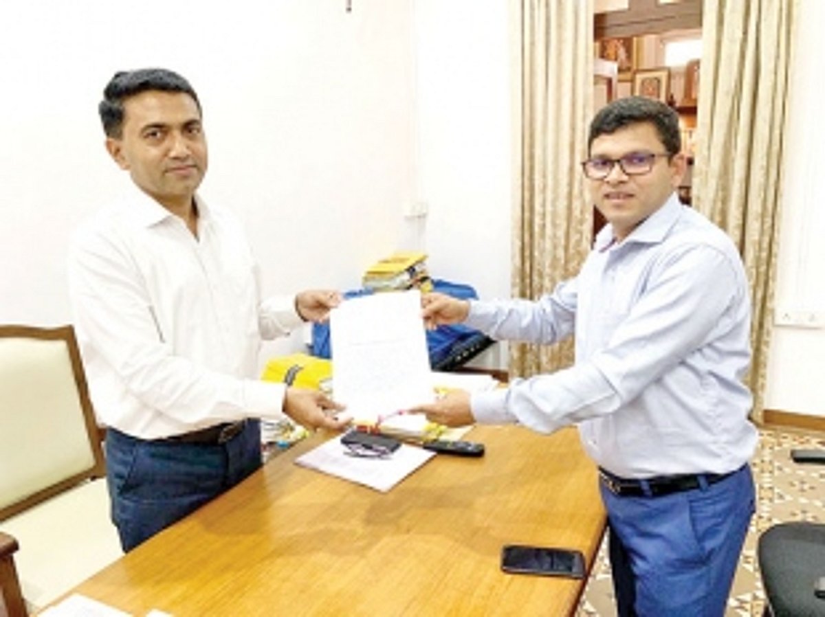 Rate offered to farmers for cashew very less, not beneficial to farmers: Sanguem MLA to CM